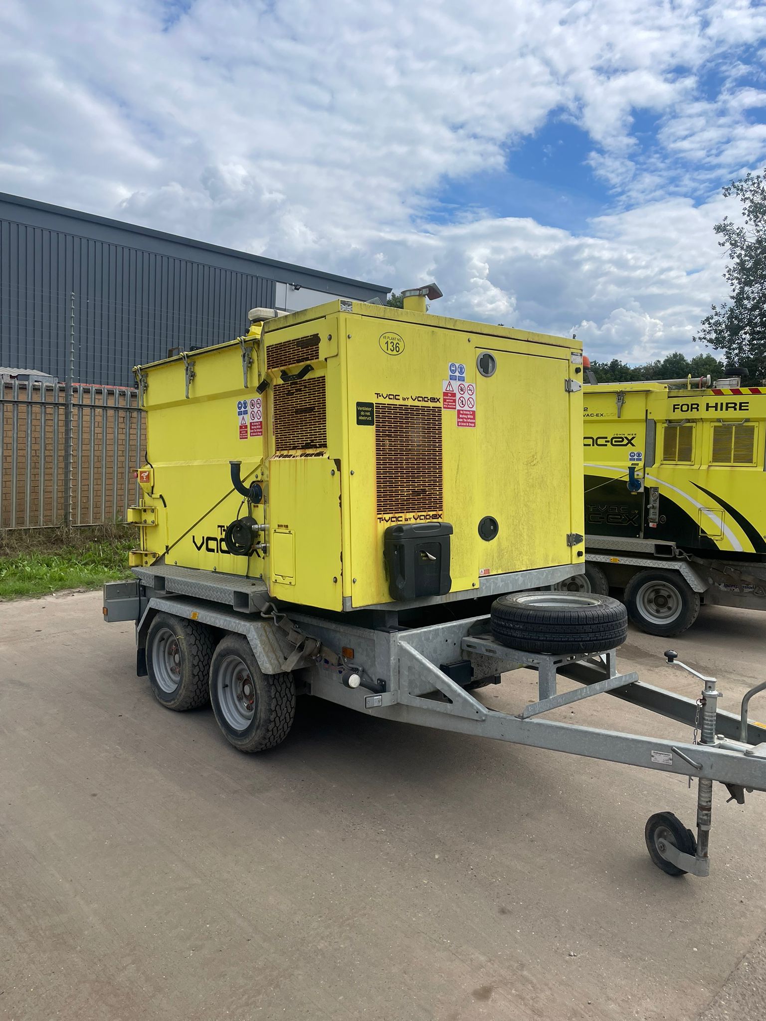 2017 – Skid mounted Vacuum Excavator, including trailer