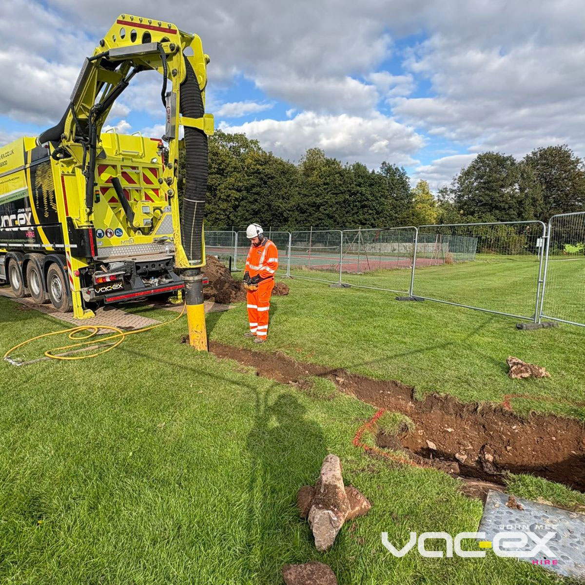 Need a Vacuum Excavator Fast? How 24/7 Emergency Vac-Ex Response Works